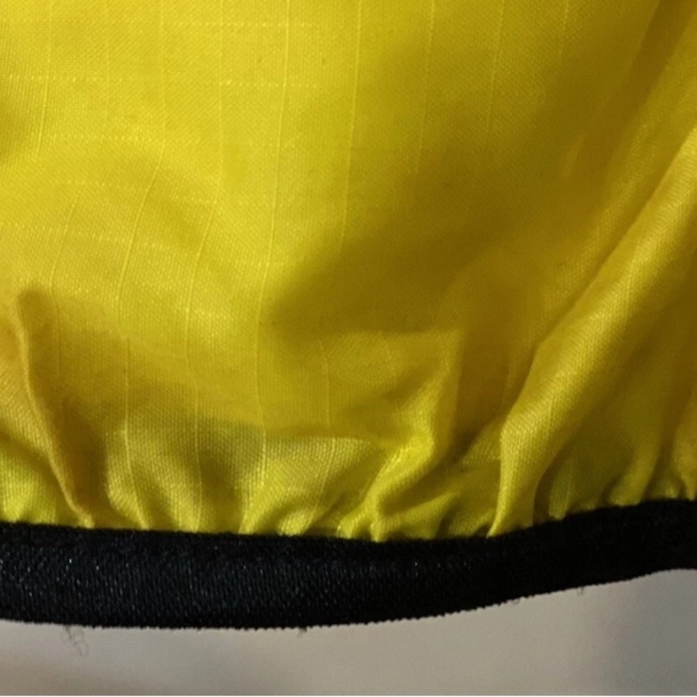 VTG 90s Helly Hansen Packable Yellow Rain Jacket Zip Up Hooded Windbreaker XL - Picture 7 of 8